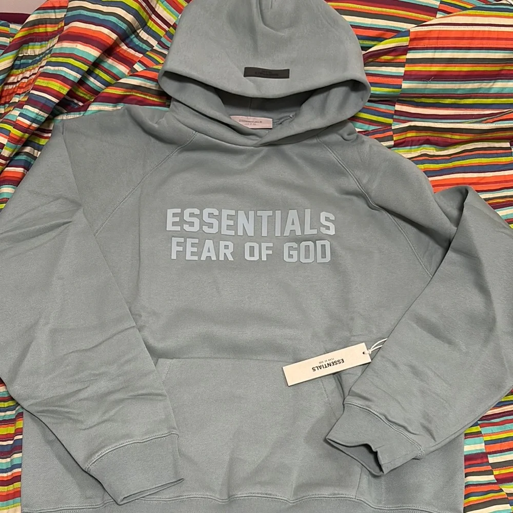 Fear of God  essentials Sycamore size large brand new with tags in bag